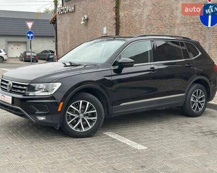 Черный Фольксваген Тигуан, объемом двигателя 1.98 л и пробегом 56 тыс. км за 23500 $, фото 3 на Automoto.ua