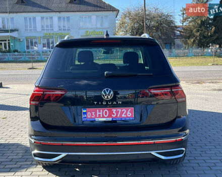 Чорний Фольксваген Тігуан, об'ємом двигуна 1.97 л та пробігом 235 тис. км за 26588 $, фото 5 на Automoto.ua