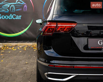 Чорний Фольксваген Тігуан, об'ємом двигуна 1.97 л та пробігом 186 тис. км за 33500 $, фото 28 на Automoto.ua