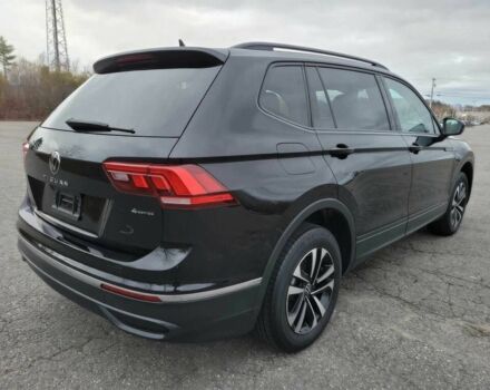 Черный Фольксваген Тигуан, объемом двигателя 2 л и пробегом 25 тыс. км за 21200 $, фото 4 на Automoto.ua