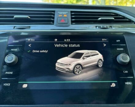 Чорний Фольксваген Тігуан, об'ємом двигуна 2 л та пробігом 27 тис. км за 9000 $, фото 14 на Automoto.ua