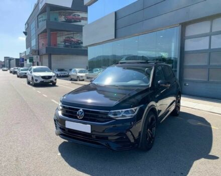 Черный Фольксваген Тигуан, объемом двигателя 2 л и пробегом 15 тыс. км за 17000 $, фото 1 на Automoto.ua