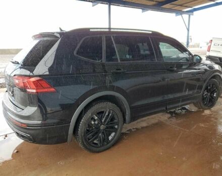 Чорний Фольксваген Тігуан, об'ємом двигуна 2 л та пробігом 51 тис. км за 16000 $, фото 2 на Automoto.ua