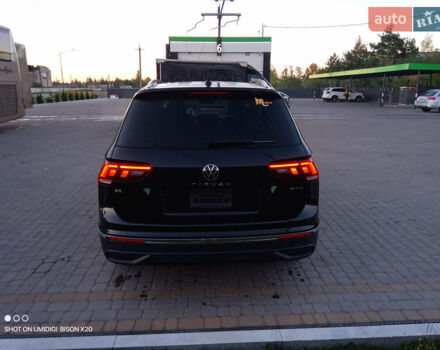 Черный Фольксваген Тигуан, объемом двигателя 2 л и пробегом 56 тыс. км за 27000 $, фото 5 на Automoto.ua