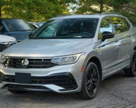 Черный Фольксваген Тигуан, объемом двигателя 2 л и пробегом 28 тыс. км за 15900 $, фото 2 на Automoto.ua