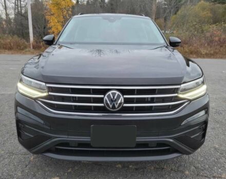 Черный Фольксваген Тигуан, объемом двигателя 2 л и пробегом 25 тыс. км за 21200 $, фото 1 на Automoto.ua