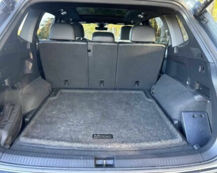 Чорний Фольксваген Тігуан, об'ємом двигуна 2 л та пробігом 27 тис. км за 9000 $, фото 21 на Automoto.ua