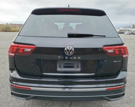 Черный Фольксваген Тигуан, объемом двигателя 2 л и пробегом 25 тыс. км за 21200 $, фото 5 на Automoto.ua