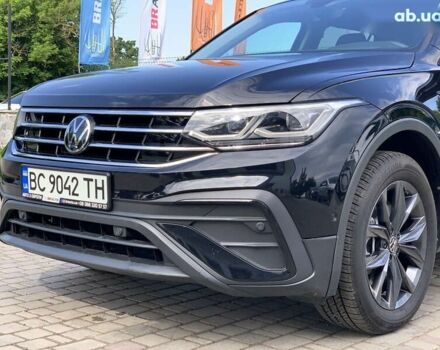 Чорний Фольксваген Тігуан, об'ємом двигуна 2 л та пробігом 10 тис. км за 27955 $, фото 10 на Automoto.ua
