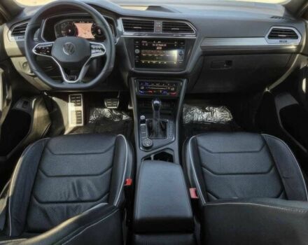 Чорний Фольксваген Тігуан, об'ємом двигуна 2 л та пробігом 15 тис. км за 8900 $, фото 8 на Automoto.ua