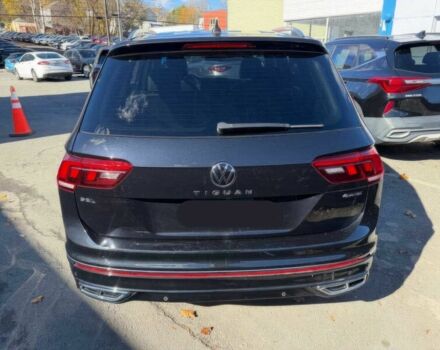 Черный Фольксваген Тигуан, объемом двигателя 2 л и пробегом 29 тыс. км за 19100 $, фото 4 на Automoto.ua