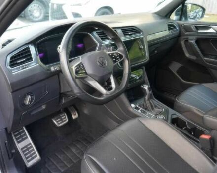 Черный Фольксваген Тигуан, объемом двигателя 2 л и пробегом 28 тыс. км за 15900 $, фото 6 на Automoto.ua