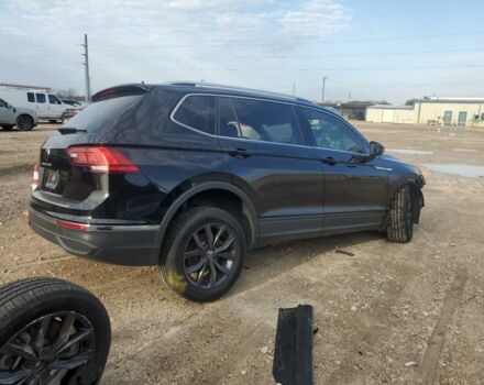 Чорний Фольксваген Тігуан, об'ємом двигуна 2 л та пробігом 63 тис. км за 15500 $, фото 5 на Automoto.ua