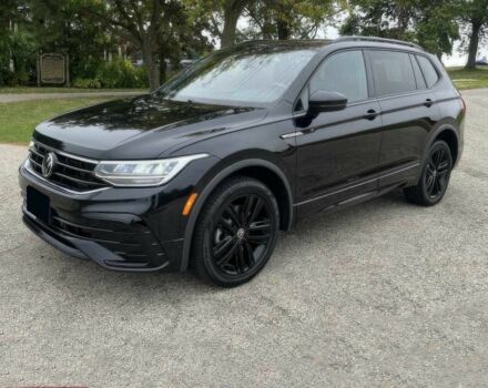 Чорний Фольксваген Тігуан, об'ємом двигуна 2 л та пробігом 22 тис. км за 20000 $, фото 2 на Automoto.ua