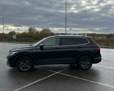 Черный Фольксваген Тигуан, объемом двигателя 2 л и пробегом 137 тыс. км за 22300 $, фото 25 на Automoto.ua