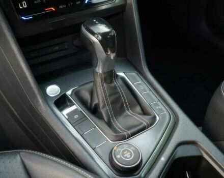 Черный Фольксваген Тигуан, объемом двигателя 2 л и пробегом 28 тыс. км за 15900 $, фото 13 на Automoto.ua