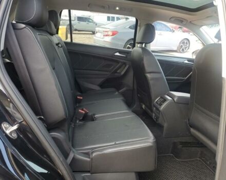 Чорний Фольксваген Тігуан, об'ємом двигуна 2 л та пробігом 63 тис. км за 15500 $, фото 10 на Automoto.ua