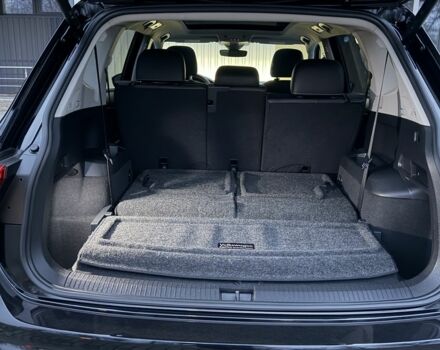 Черный Фольксваген Тигуан, объемом двигателя 2 л и пробегом 95 тыс. км за 22999 $, фото 18 на Automoto.ua