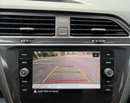 Черный Фольксваген Тигуан, объемом двигателя 2 л и пробегом 18 тыс. км за 15000 $, фото 12 на Automoto.ua