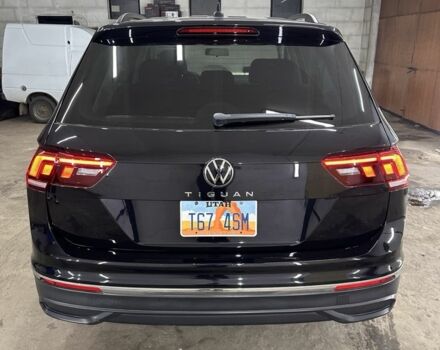 Черный Фольксваген Тигуан, объемом двигателя 2 л и пробегом 115 тыс. км за 21499 $, фото 5 на Automoto.ua