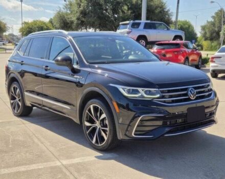 Чорний Фольксваген Тігуан, об'ємом двигуна 2 л та пробігом 15 тис. км за 8900 $, фото 2 на Automoto.ua