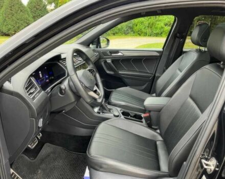 Чорний Фольксваген Тігуан, об'ємом двигуна 2 л та пробігом 22 тис. км за 20000 $, фото 9 на Automoto.ua