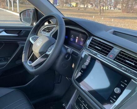 Черный Фольксваген Тигуан, объемом двигателя 2 л и пробегом 27 тыс. км за 27000 $, фото 9 на Automoto.ua