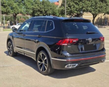 Чорний Фольксваген Тігуан, об'ємом двигуна 2 л та пробігом 15 тис. км за 8900 $, фото 7 на Automoto.ua