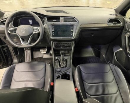 Черный Фольксваген Тигуан, объемом двигателя 2 л и пробегом 18 тыс. км за 21300 $, фото 8 на Automoto.ua