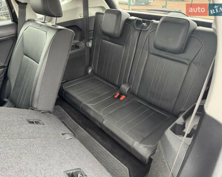 Черный Фольксваген Тигуан, объемом двигателя 1.98 л и пробегом 54 тыс. км за 21900 $, фото 26 на Automoto.ua