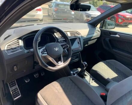 Черный Фольксваген Тигуан, объемом двигателя 2 л и пробегом 15 тыс. км за 17000 $, фото 7 на Automoto.ua