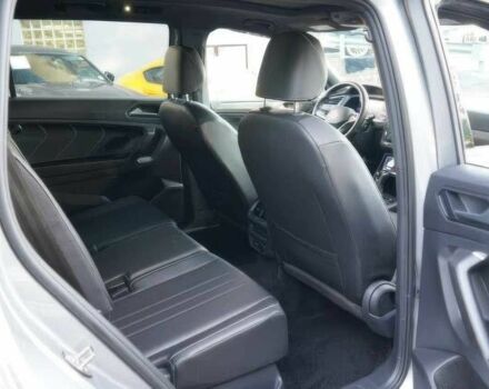 Черный Фольксваген Тигуан, объемом двигателя 2 л и пробегом 28 тыс. км за 15900 $, фото 16 на Automoto.ua