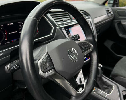 Черный Фольксваген Тигуан, объемом двигателя 1.97 л и пробегом 157 тыс. км за 31800 $, фото 13 на Automoto.ua