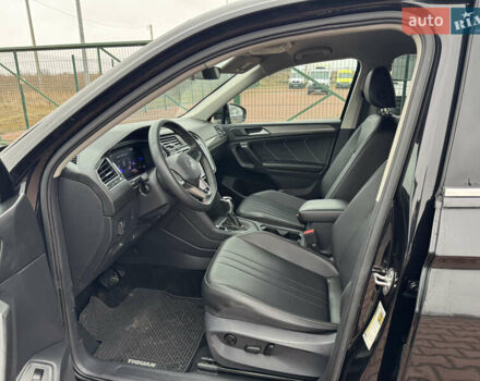 Черный Фольксваген Тигуан, объемом двигателя 1.98 л и пробегом 54 тыс. км за 21900 $, фото 13 на Automoto.ua