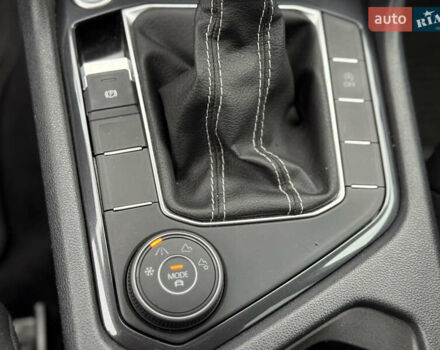 Черный Фольксваген Тигуан, объемом двигателя 1.98 л и пробегом 33 тыс. км за 26999 $, фото 16 на Automoto.ua