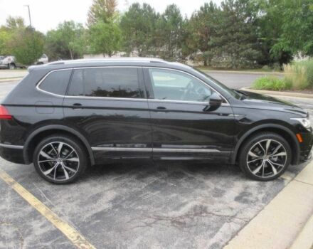 Черный Фольксваген Тигуан, объемом двигателя 2 л и пробегом 13 тыс. км за 8900 $, фото 2 на Automoto.ua