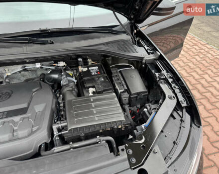 Черный Фольксваген Тигуан, объемом двигателя 1.98 л и пробегом 54 тыс. км за 21900 $, фото 42 на Automoto.ua