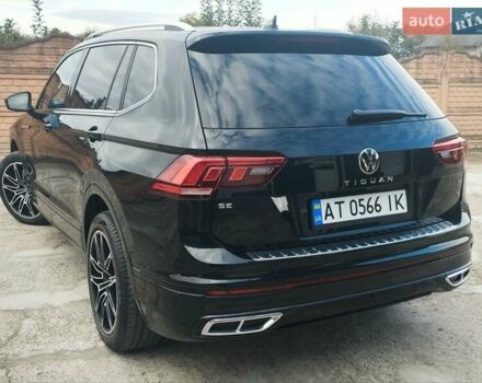 Чорний Фольксваген Тігуан, об'ємом двигуна 1.98 л та пробігом 28 тис. км за 27800 $, фото 4 на Automoto.ua