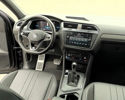 Черный Фольксваген Тигуан, объемом двигателя 0 л и пробегом 89 тыс. км за 26000 $, фото 5 на Automoto.ua