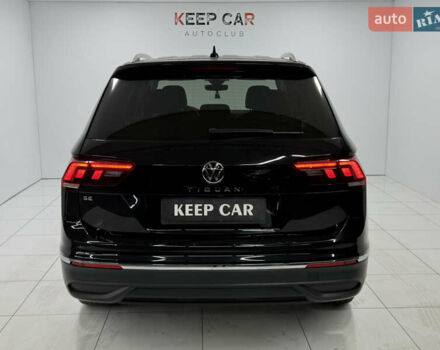 Черный Фольксваген Тигуан, объемом двигателя 2 л и пробегом 13 тыс. км за 27800 $, фото 7 на Automoto.ua