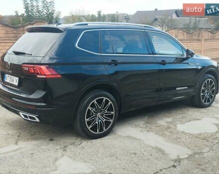 Чорний Фольксваген Тігуан, об'ємом двигуна 1.98 л та пробігом 28 тис. км за 27800 $, фото 3 на Automoto.ua