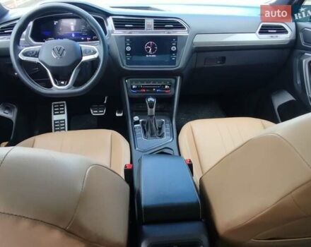 Чорний Фольксваген Тігуан, об'ємом двигуна 1.98 л та пробігом 28 тис. км за 27800 $, фото 13 на Automoto.ua