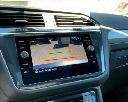 Черный Фольксваген Тигуан, объемом двигателя 2 л и пробегом 11 тыс. км за 7800 $, фото 10 на Automoto.ua