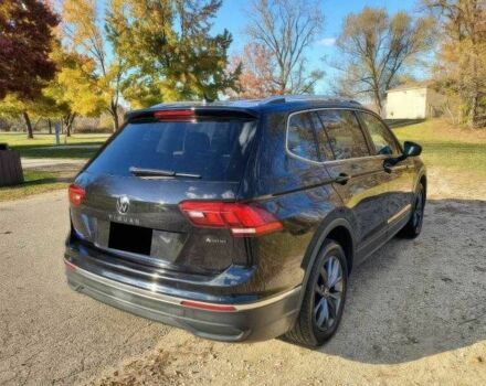 Черный Фольксваген Тигуан, объемом двигателя 2 л и пробегом 15 тыс. км за 11500 $, фото 4 на Automoto.ua