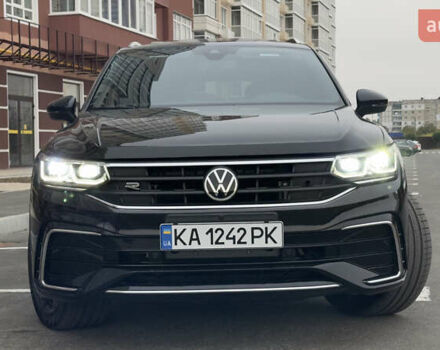 Черный Фольксваген Тигуан, объемом двигателя 1.98 л и пробегом 32 тыс. км за 33700 $, фото 6 на Automoto.ua