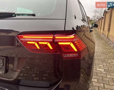 Чорний Фольксваген Тігуан, об'ємом двигуна 1.97 л та пробігом 164 тис. км за 35000 $, фото 31 на Automoto.ua