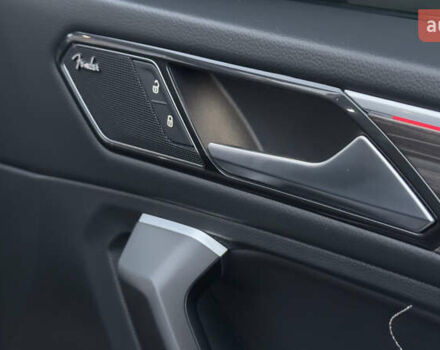 Черный Фольксваген Тигуан, объемом двигателя 1.98 л и пробегом 32 тыс. км за 33700 $, фото 65 на Automoto.ua