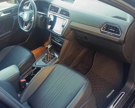 Черный Фольксваген Тигуан, объемом двигателя 2 л и пробегом 55 тыс. км за 26900 $, фото 19 на Automoto.ua