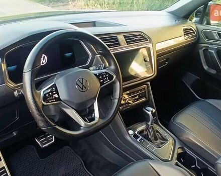 Черный Фольксваген Тигуан, объемом двигателя 2 л и пробегом 89 тыс. км за 26900 $, фото 36 на Automoto.ua