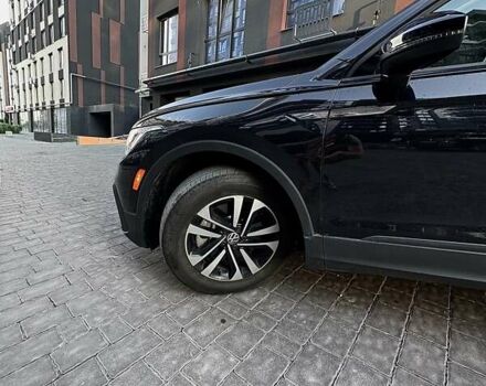 Черный Фольксваген Тигуан, объемом двигателя 1.98 л и пробегом 50 тыс. км за 23700 $, фото 11 на Automoto.ua